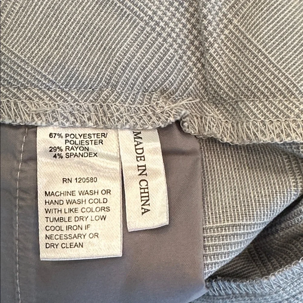 Amanda & Chelsea Light Gray Plaid Men's Pants